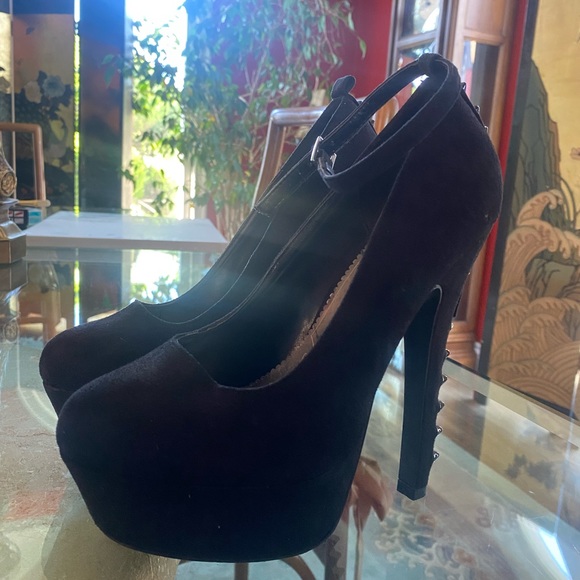 6” STILLETO/PUMPS BLACK SPIKES - Picture 3 of 4